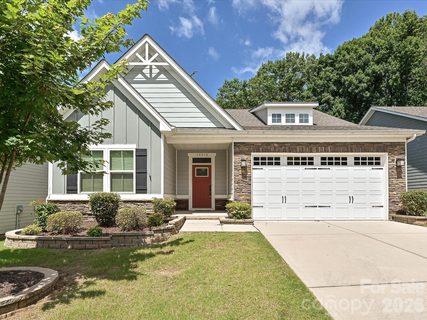 10038 Lilac Court pending home in Enclave At Holcomb, Charlotte, NC