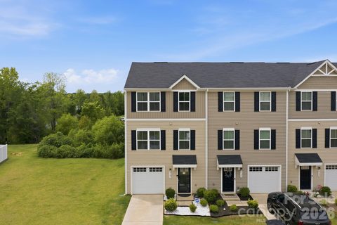 Homes in Dillon Lakes, Charlotte