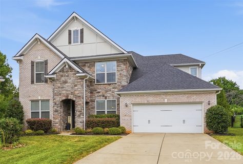 7437 Basie Park Court active home in Olde Blakeney, Charlotte, NC