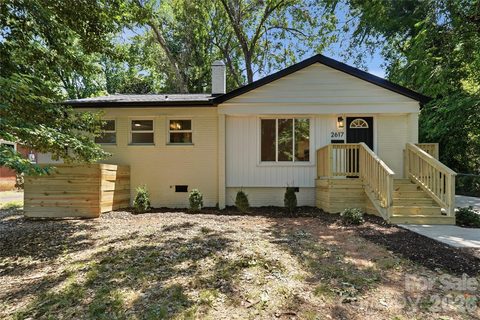 2617 Clydesdale Terrace active home in Enderly Park, Charlotte, NC
