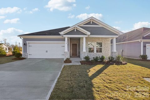 533 Darya Drive pending home in Brighton Springs, York, SC