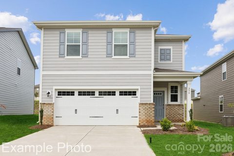 818 Olde England Drive pending home in Carpenter Farms, Lincolnton, NC