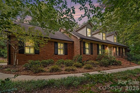 215 Chedworth Court sold home in Town Creek, Concord, NC