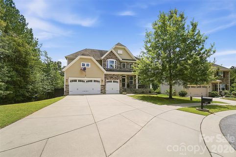 Previously sold for $659,000
