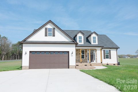 209 Beths Court active home in Hopes Corner, York, SC