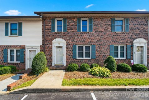 1330 5th Street active home in Tara Woods, Hickory, NC