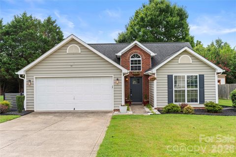 12716 Cumberland Crest Drive sold home in Covington, Huntersville, NC