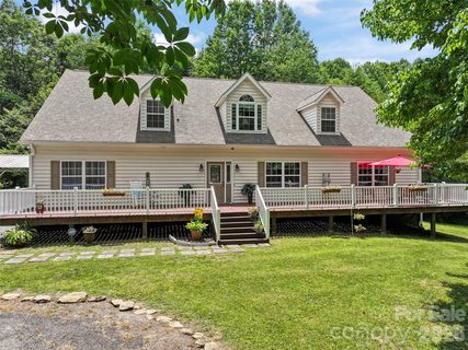 165 Sequoyah Drive active home in Qualla Woods, Waynesville, NC
