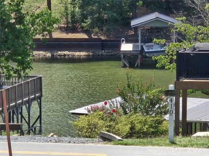 0 Fifth Avenue sold home in Pinehaven, Badin Lake, NC