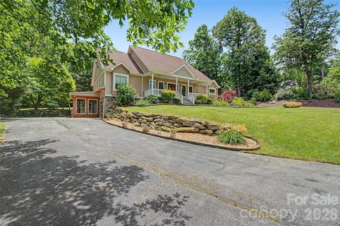 312 Benjamin Way pending home in Sherman Estates, Hendersonville, NC