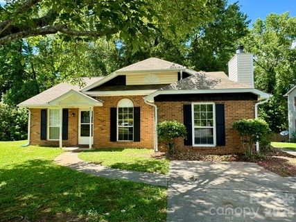 8029 Glencannon Drive active home in Martin Lakes, Charlotte, NC