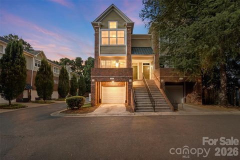 1515 Ranlo Avenue pending home in Cherry, Charlotte, NC