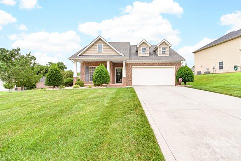 1630 Topeka Court sold home in Hilton Meadows, Monroe, NC