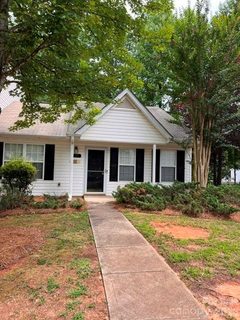 5121 Magnolia Tree Lane sold home in Kimmerly Woods, Charlotte, NC