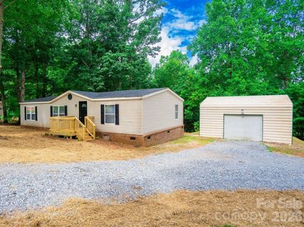 Homes in Mount Anderson, Maiden