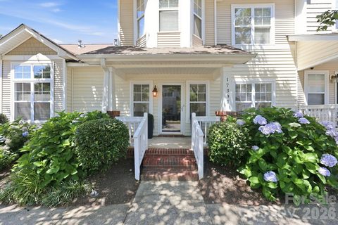 17307 Villanova Road pending townhome in Birkdale Village, Huntersville, NC