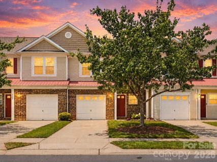 4011 Abbotsbury Drive sold home in Arlington, Fort Mill, SC