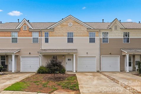4613 Emily Place active townhome in Alexandria, Rock Hill, SC