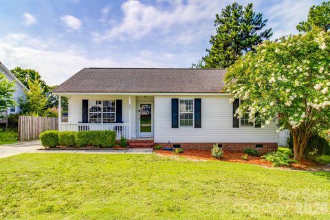 441 Coops Court pending home in Dove Trace, West Columbia, SC