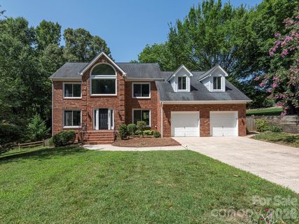 1941 Dugan Drive pending home in Huntington, Charlotte, NC