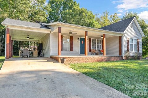 3889 Colt Court pending home in Colliers West, Lenoir, NC