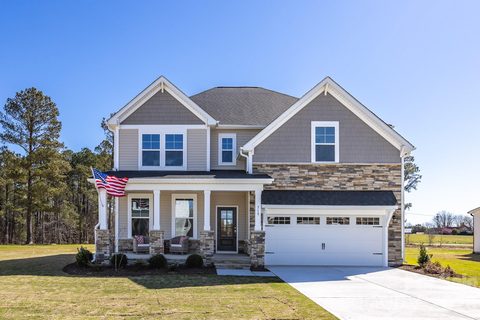2935 Audubon Ridge active home in Enclave At Belmont, Belmont, NC