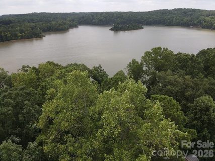 3235 Lake Pointe Drive pending lot in Reflection Pointe, Belmont, NC