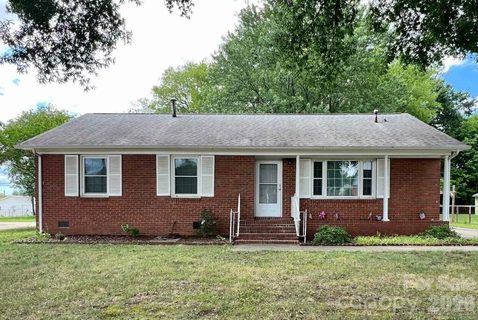 7644 Bramblewood Drive active home in Yorkwood, Charlotte, NC