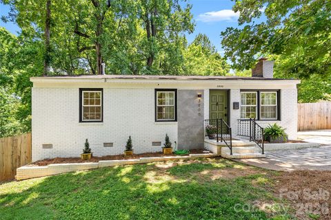 3900 Dunwoody Drive sold home in Shamrock Hills, Charlotte, NC