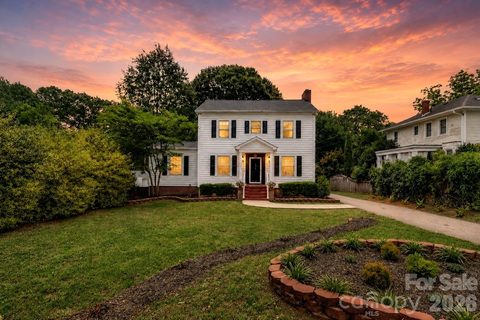 1310 S York Road active home in Hillcrest, Gastonia, NC