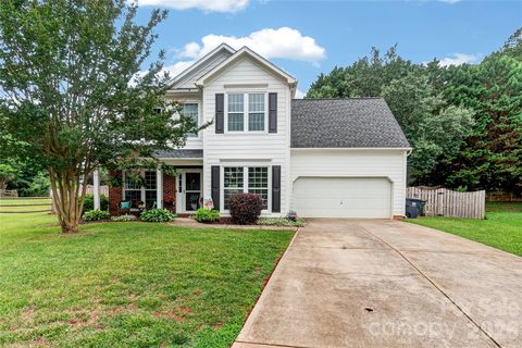 7602 Berrywood Circle sold home in Henderson Park, Huntersville, NC