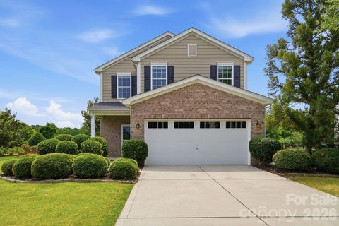 5010 Houndscroft Road sold home in Fieldstone Farm, Indian Trail, NC