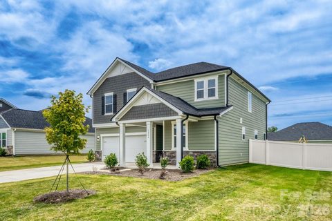 Homes in Midland Crossing, Midland