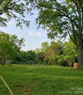 4416 Hovis Road active lot in Thomasboro, Charlotte, NC