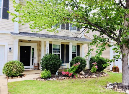 3586 Larkhaven Avenue active home in Glengrove, Concord, NC