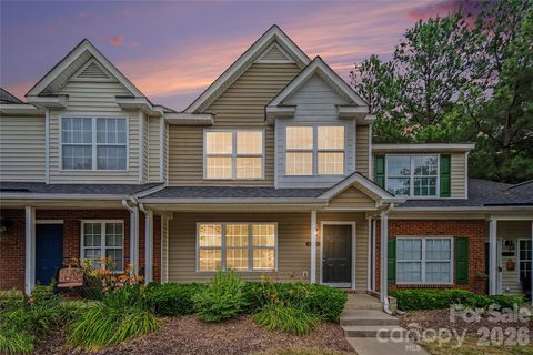 109 Fredericks Court pending home in Brookhaven, Mooresville, NC