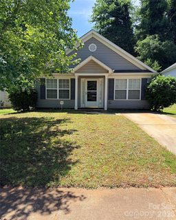 3834 Brookchase Lane active home in Windsor Forest, Charlotte, NC