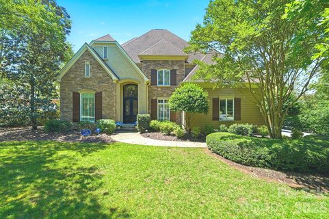 11120 Mcclure Manor Drive pending home in Ballantyne Country Club, Charlotte, NC