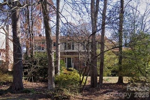 7316 Chapparall Lane pending home in Ravenwood, Charlotte, NC