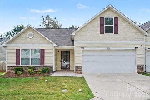 1170 Amberlight Circle sold townhome in Greystone Village, Salisbury, NC