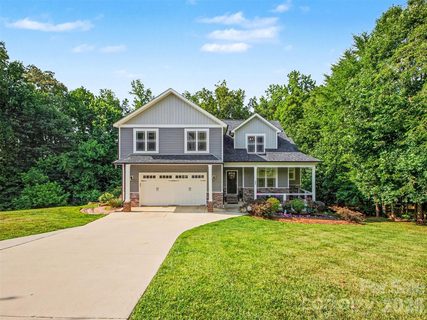 Homes in English Hills, Mooresville