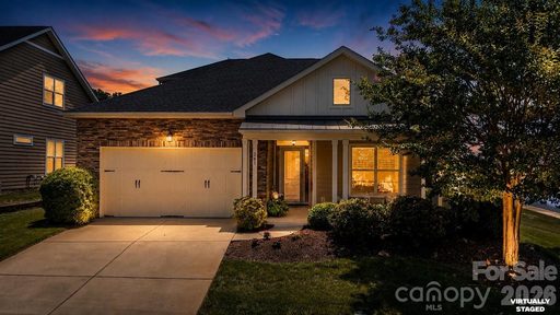 261 Stone Mountain Way active home in Trilogy Lake Norman, Denver, NC