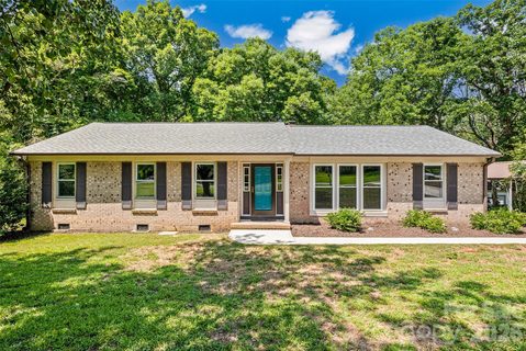 3355 Kingsfield Road active home in Kimberly Woods, Rock Hill, SC