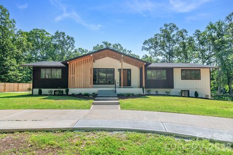 5033 Waxhaw Indian Trail Road active home in Corinth Hills, Matthews, NC
