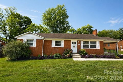 232 Hartness Road pending home in Ashley Park, Statesville, NC