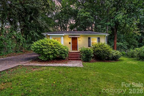 1819 Arnold Drive pending home in Bradley Hills, Charlotte, NC
