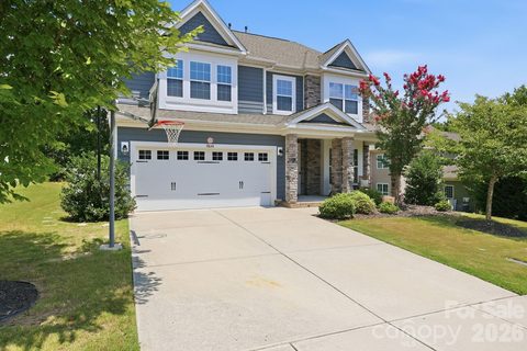 10648 Sky Chase Avenue pending home in Brookvue, Concord, NC