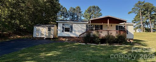 5422 Wrenn Drive active home in Wrenns Estate, Denver, NC