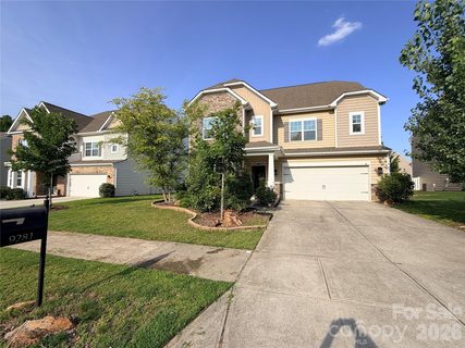 9281 Perseverance Drive pending home in Brookedale Commons, Harrisburg, NC