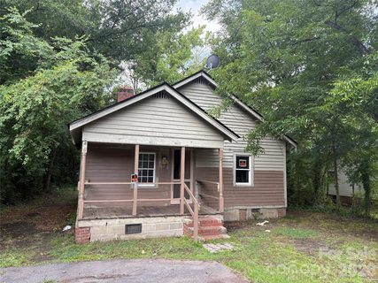 207 Maple Street pending home in Sunset Park, Rock Hill, SC